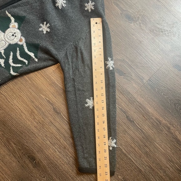Christmas Sweater Ice Skating Bears Gray zip down by Christopher & Banks SZ XL - Picture 8 of 9